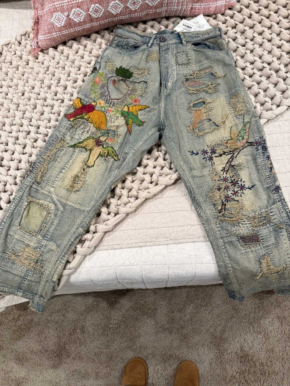 Magnolia Pearl Belle Le Vie Denim Miners
Gently worn w/ tags